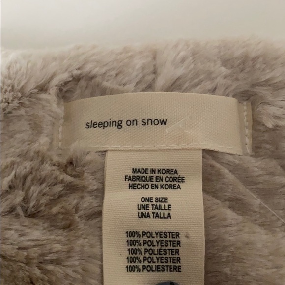 NWT Anthropologie Sleeping In Snow Infinity Scarf - Picture 2 of 4